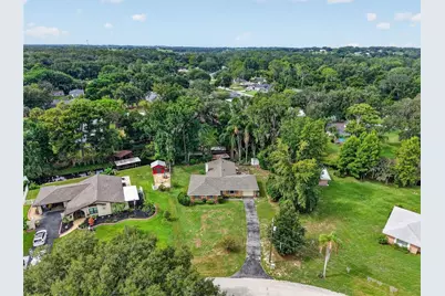 8050 Spring Drive, Yalaha, FL 34797 - Photo 4
