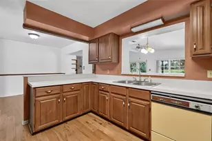 8050 Spring Dr, Yalaha, FL 34797 - Photo 16