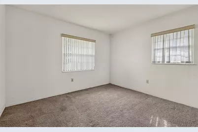 8050 Spring Drive, Yalaha, FL 34797 - Photo 22
