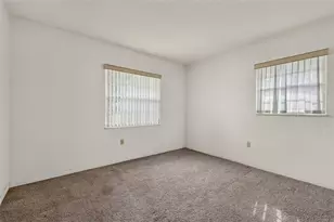 8050 Spring Dr, Yalaha, FL 34797 - Photo 22