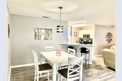 7811 SE 173rd Panorama Place, The Villages, FL 32162 - Photo 10