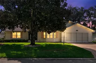 26744 Racquet Cir, Leesburg, FL 34748 - Photo 2