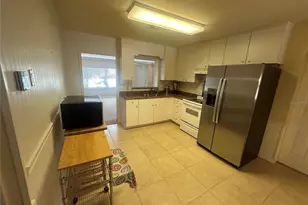 5520 Ohio Ave, Lady Lake, FL 32159 - Photo 4