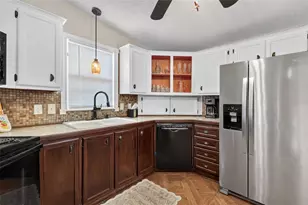 1541 Doral Cir, The Villages, FL 32159 - Photo 8