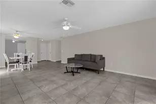805 San Carlos Ct, Lady Lake, FL 32159 - Photo 4