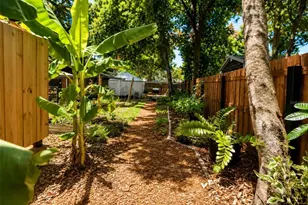 1330 Monterey Dr, Eustis, FL 32726 - Photo 20
