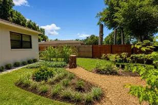 1330 Monterey Dr, Eustis, FL 32726 - Photo 24