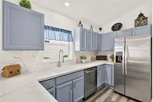 1238 Augustine Dr, The Villages, FL 32159 - Photo 28