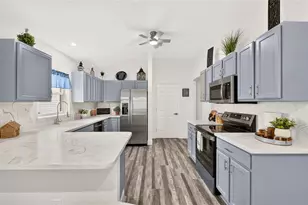 1238 Augustine Dr, The Villages, FL 32159 - Photo 26