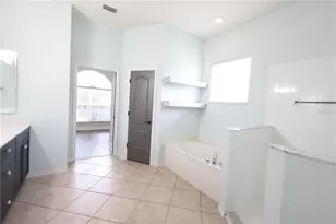 9826 Weather Stone Pl, Fort Myers, FL 33913 - Photo 10