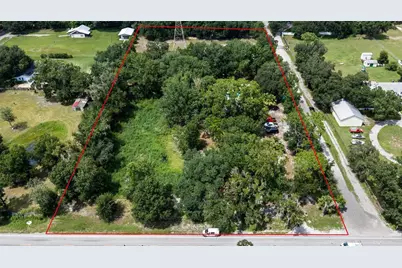 7402 W Knights Griffin Road, Plant City, FL 33565 - Photo 2
