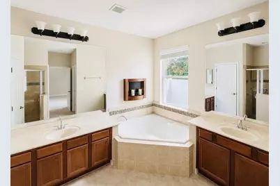 105 E Blue Water Edge Drive, Eustis, FL 32736 - Photo 14