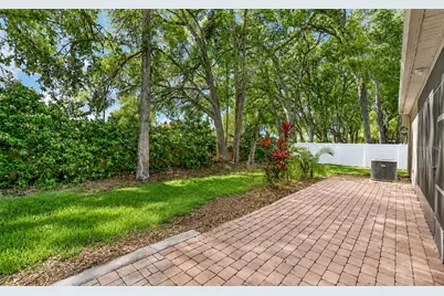 105 E Blue Water Edge Drive, Eustis, FL 32736 - Photo 18