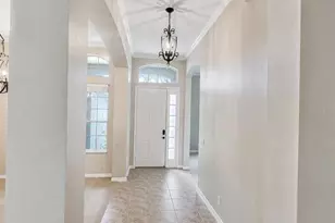 105 E Blue Water Edge Dr, Eustis, FL 32736 - Photo 4