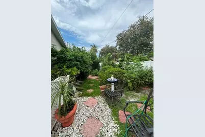 9039 Briarwood Drive, Seminole, FL 33772 - Photo 20
