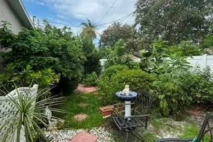 9039 Briarwood Dr, Seminole, FL 33772 - Photo 20