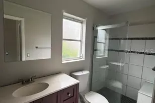 9039 Briarwood Dr, Seminole, FL 33772 - Photo 12