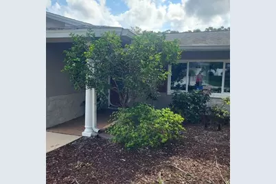 9039 Briarwood Drive, Seminole, FL 33772 - Photo 2