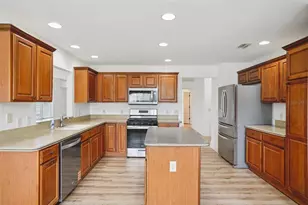 1722 Bugle Terrace, The Villages, FL 32162 - Photo 10