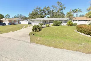 360 Foxglove Rd, Venice, FL 34293 - Photo 1