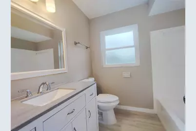 904 Hickory Avenue, Fruitland Park, FL 34731 - Photo 18