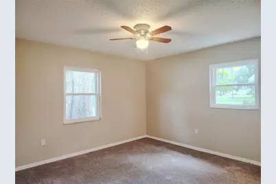 904 Hickory Avenue, Fruitland Park, FL 34731 - Photo 16