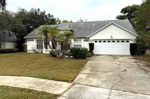 1318 Ashby Cir, Apopka, FL 32703 - Photo 2
