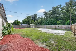 619 Wisteria Ave, Umatilla, FL 32784 - Photo 20