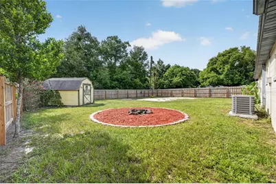 619 Wisteria Avenue, Umatilla, FL 32784 - Photo 22