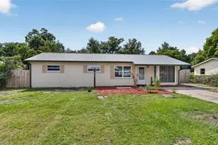619 Wisteria Ave, Umatilla, FL 32784 - Photo 2