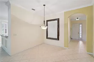 100 Flame Vine Way, Groveland, FL 34736 - Photo 4