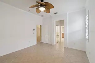 100 Flame Vine Way, Groveland, FL 34736 - Photo 12