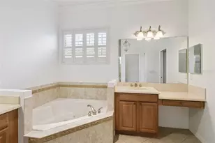 100 Flame Vine Way, Groveland, FL 34736 - Photo 12