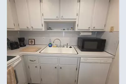 8454 111th Street #104, Seminole, FL 33772 - Photo 6
