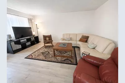 8454 111th Street #104, Seminole, FL 33772 - Photo 2