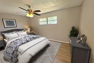 1863 Glenville Dr, Clearwater, FL 33765 - Photo 18