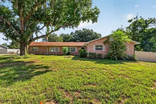 5 Hermosa Dr, Eustis, FL 32726 - Photo 2