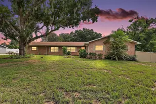 5 Hermosa Dr, Eustis, FL 32726 - Photo 1