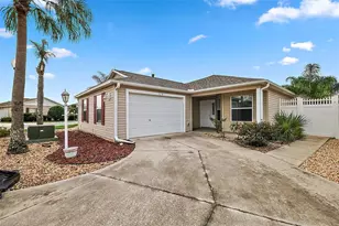 578 Statesburg St, The Villages, FL 32162 - Photo 2