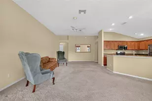 578 Statesburg St, The Villages, FL 32162 - Photo 12