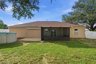 236 Country Lakes Cir, Groveland, FL 34736 - Photo 38