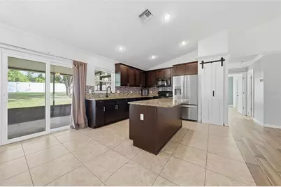 236 Country Lakes Circle, Groveland, FL 34736 - Photo 12