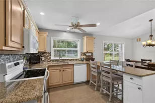 19923 W Eldorado Dr, Eustis, FL 32736 - Photo 12