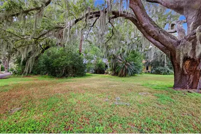 815 S 9th Street, Leesburg, FL 34748 - Photo 4