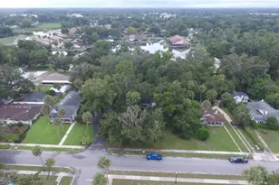 815 S 9th St, Leesburg, FL 34748 - Photo 12