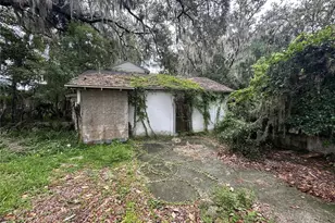 815 S 9th St, Leesburg, FL 34748 - Photo 32
