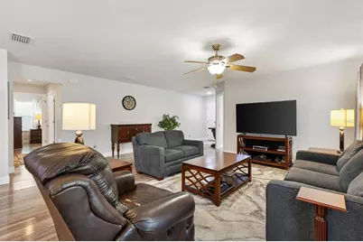 3203 Islawild Way, The Villages, FL 32163 - Photo 6