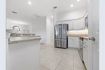 2445 Buttonwood Run, The Villages, FL 32162 - Photo 12