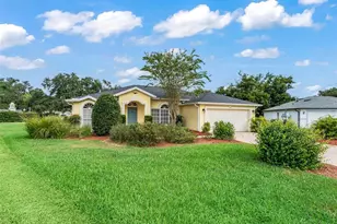 5123 Grove Mnr, Lady Lake, FL 32159 - Photo 4