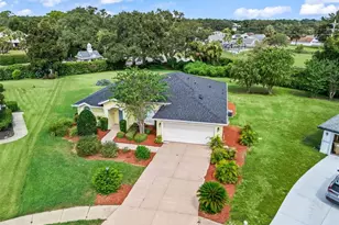 5123 Grove Mnr, Lady Lake, FL 32159 - Photo 2